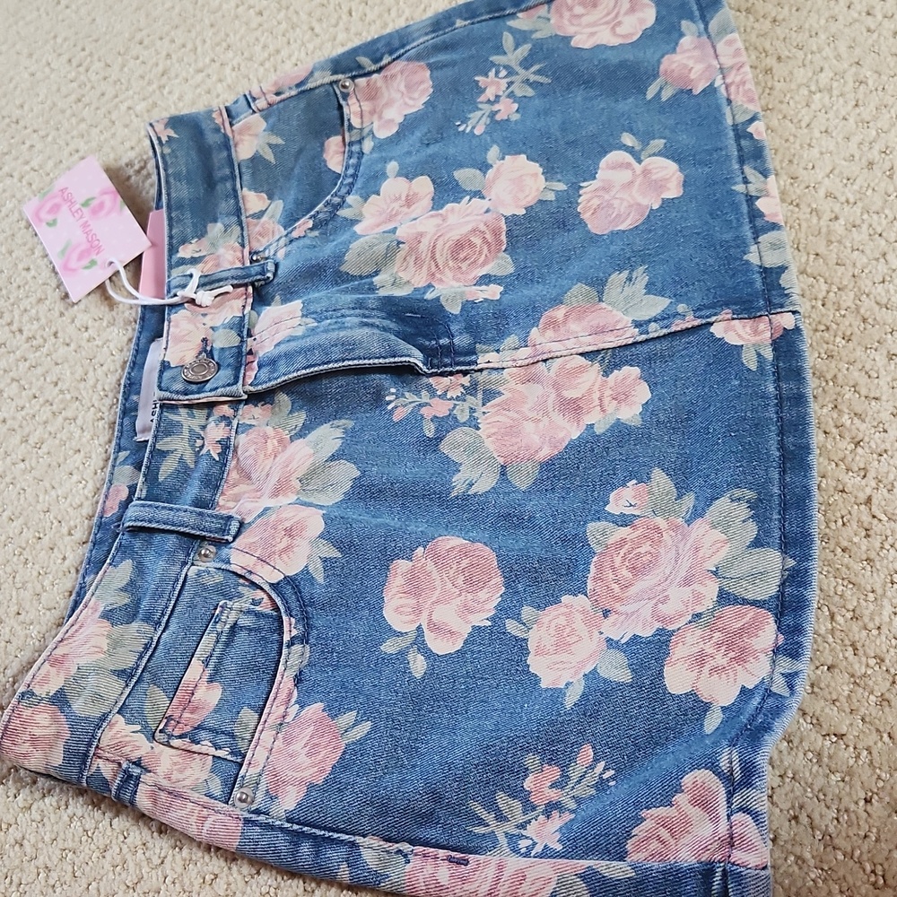 Ashley Mason Floral Denim Skirt - Blue and Pink Size 3/26